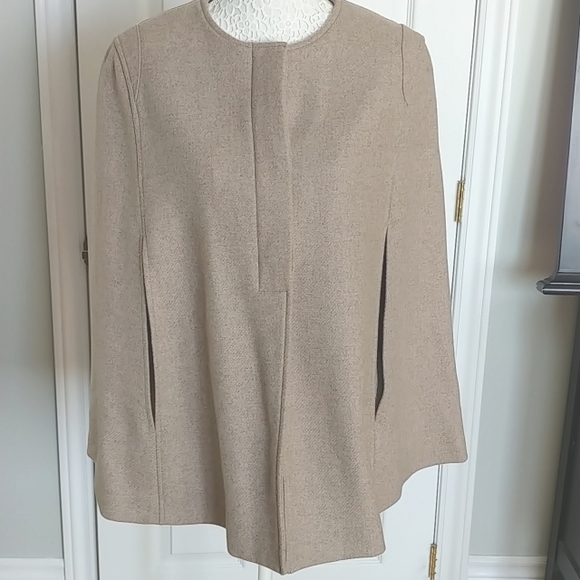 Wool cape taupe by Stile Benetton NWOT - Picture 14 of 14